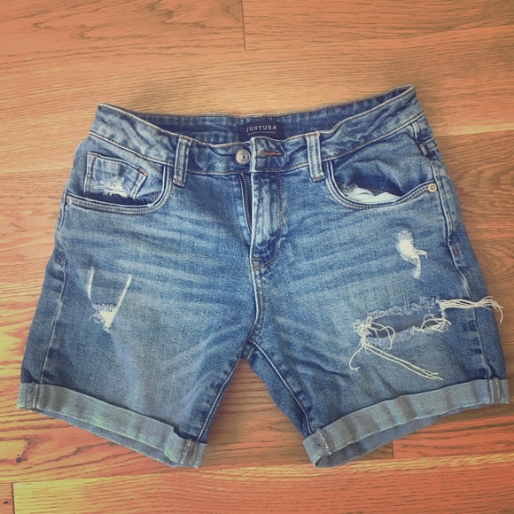 Slightly used distressed blue jean shorts! - Picture 1 of 2